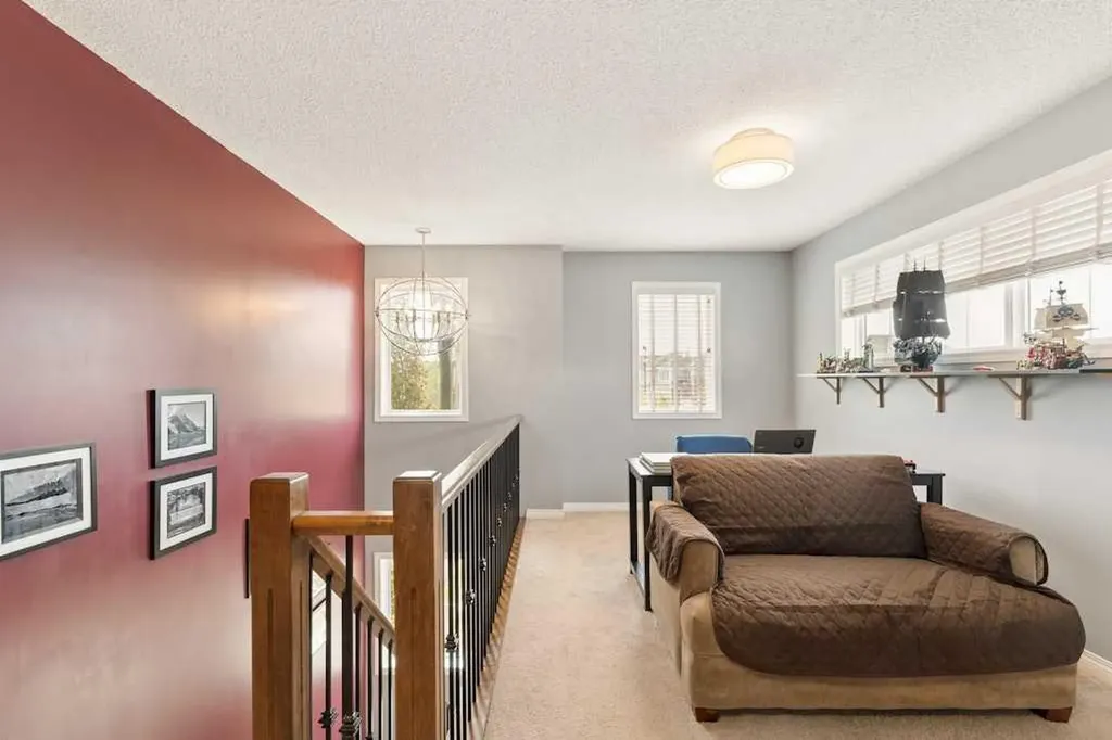 728 Windridge Road SW Airdrie AB T4B 2R1