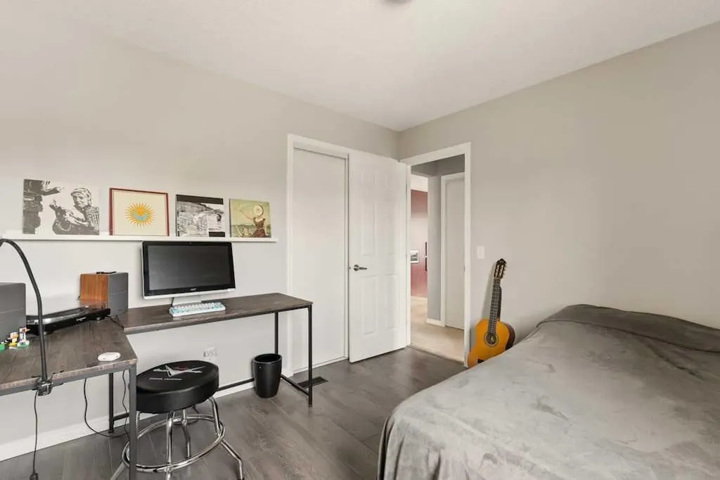 728 Windridge Road SW Airdrie AB T4B 2R1