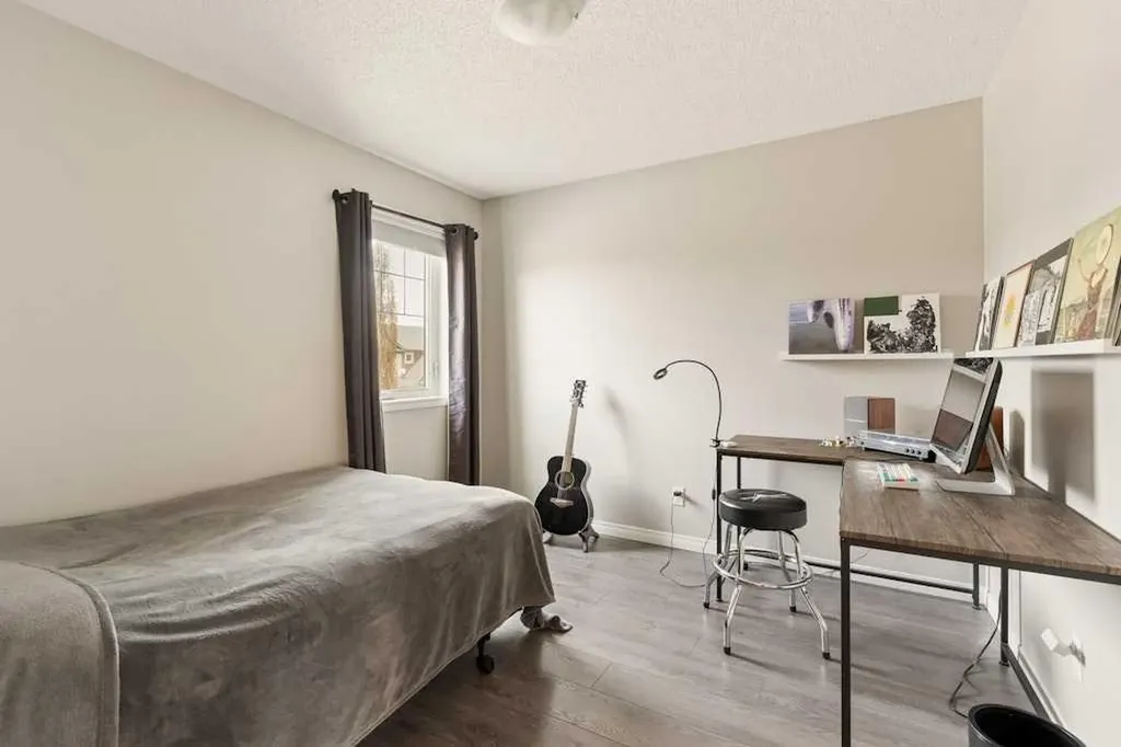 728 Windridge Road SW Airdrie AB T4B 2R1