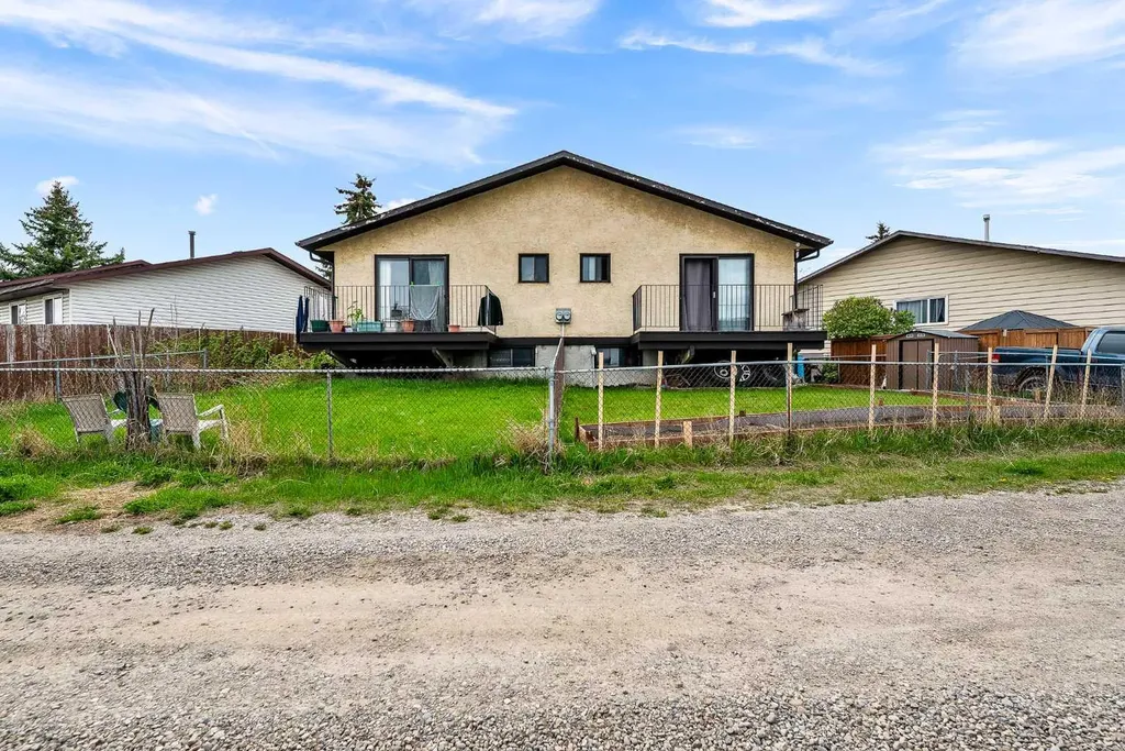 317 Templemont Place NE Calgary AB T1Y 5A7