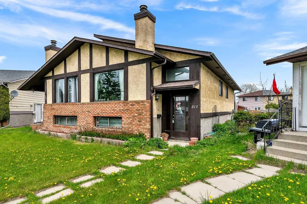 317 Templemont Place NE Calgary AB T1Y 5A7