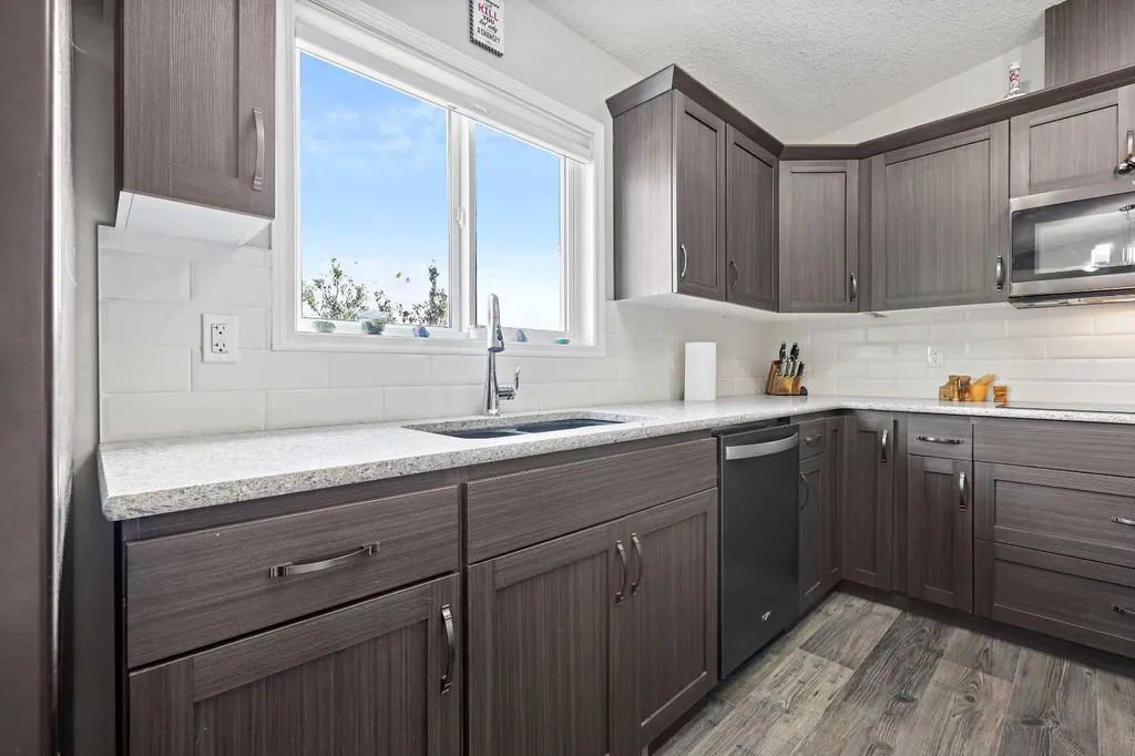 241003 Range Road 235 Rural Wheatland County AB T1P 2B5