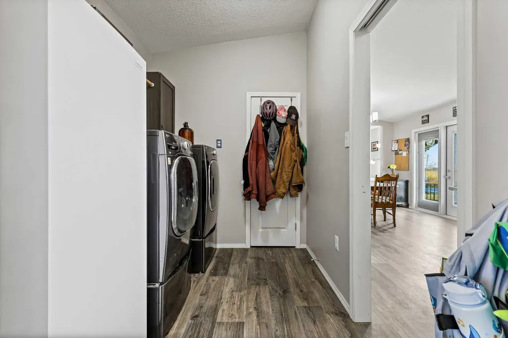 241003 Range Road 235 Rural Wheatland County AB T1P 2B5