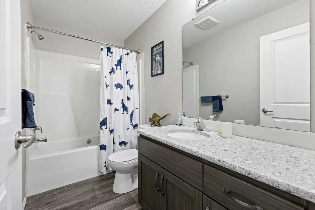 241003 Range Road 235 Rural Wheatland County AB T1P 2B5