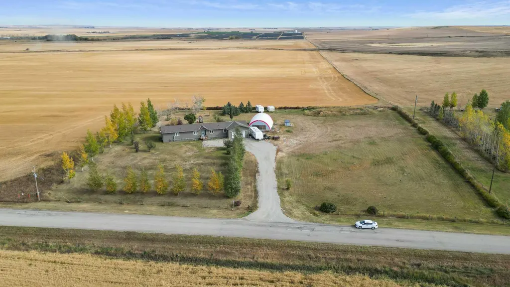 241003 Range Road 235 Rural Wheatland County AB T1P 2B5