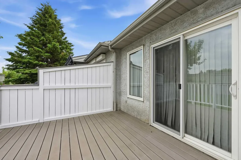 60 Rundlelawn Green NE Calgary AB T1Y 6S5