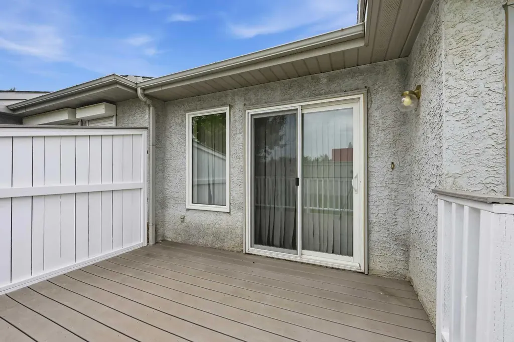 60 Rundlelawn Green NE Calgary AB T1Y 6S5