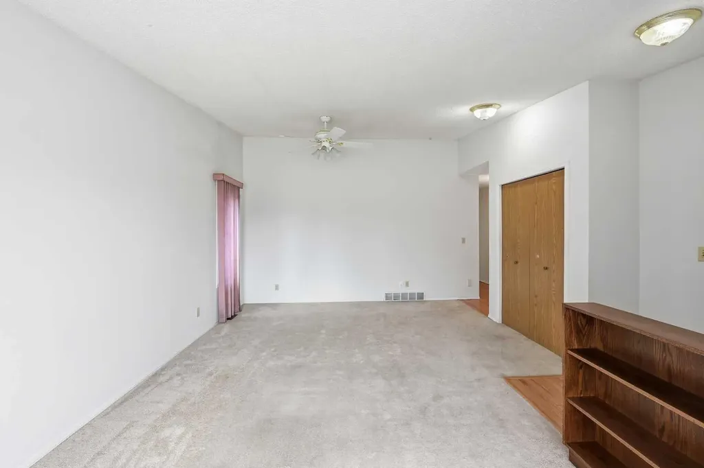 60 Rundlelawn Green NE Calgary AB T1Y 6S5