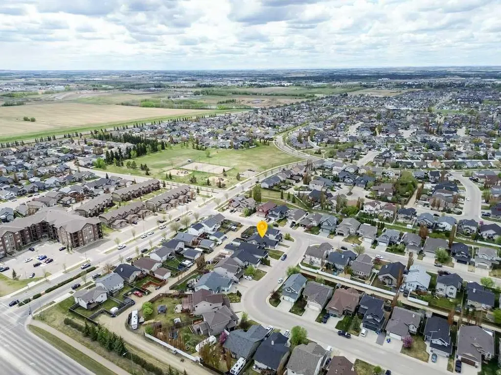 179 Issard Close Red Deer AB T4R 0C2