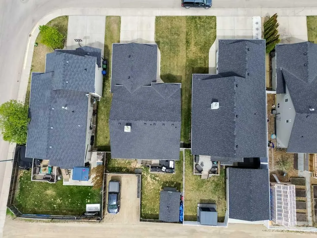 179 Issard Close Red Deer AB T4R 0C2