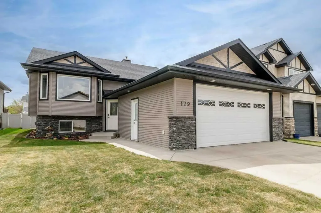 179 Issard Close Red Deer AB T4R 0C2