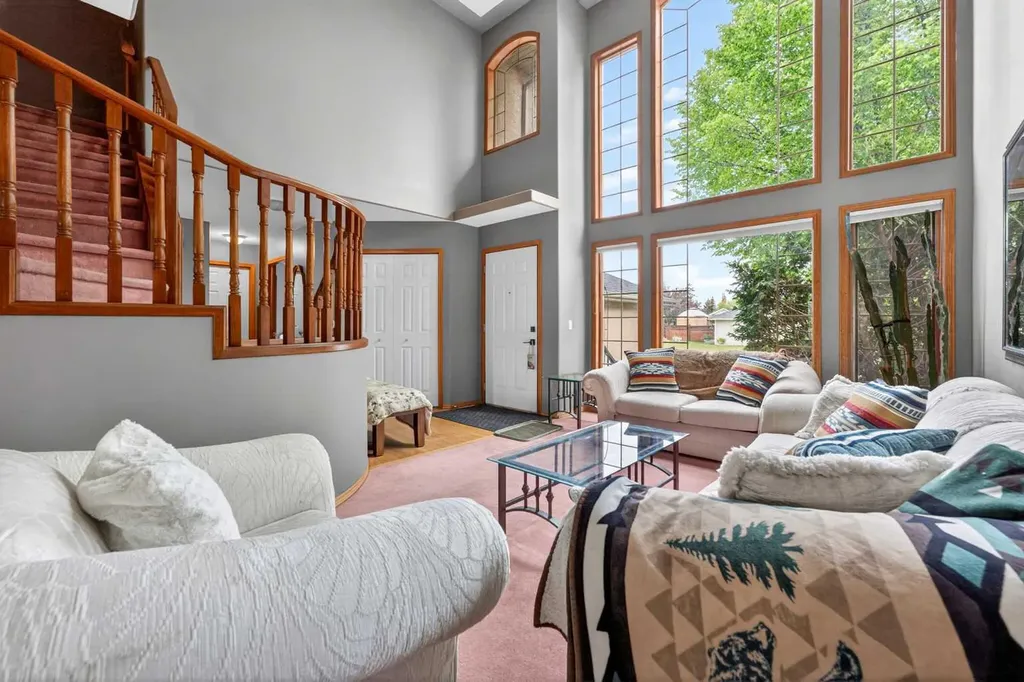 148 Sierra Madre Crescent SW Calgary AB T3H 3G8