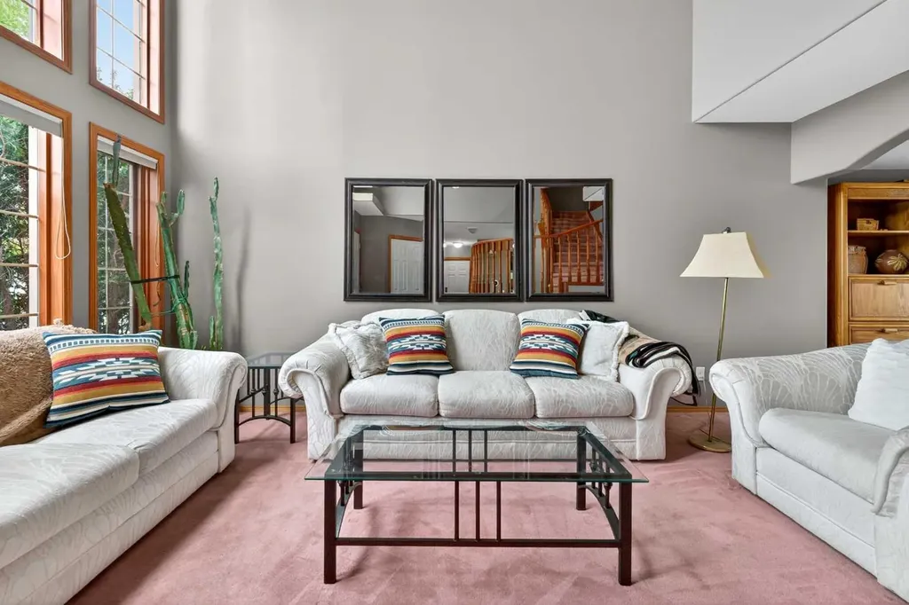148 Sierra Madre Crescent SW Calgary AB T3H 3G8