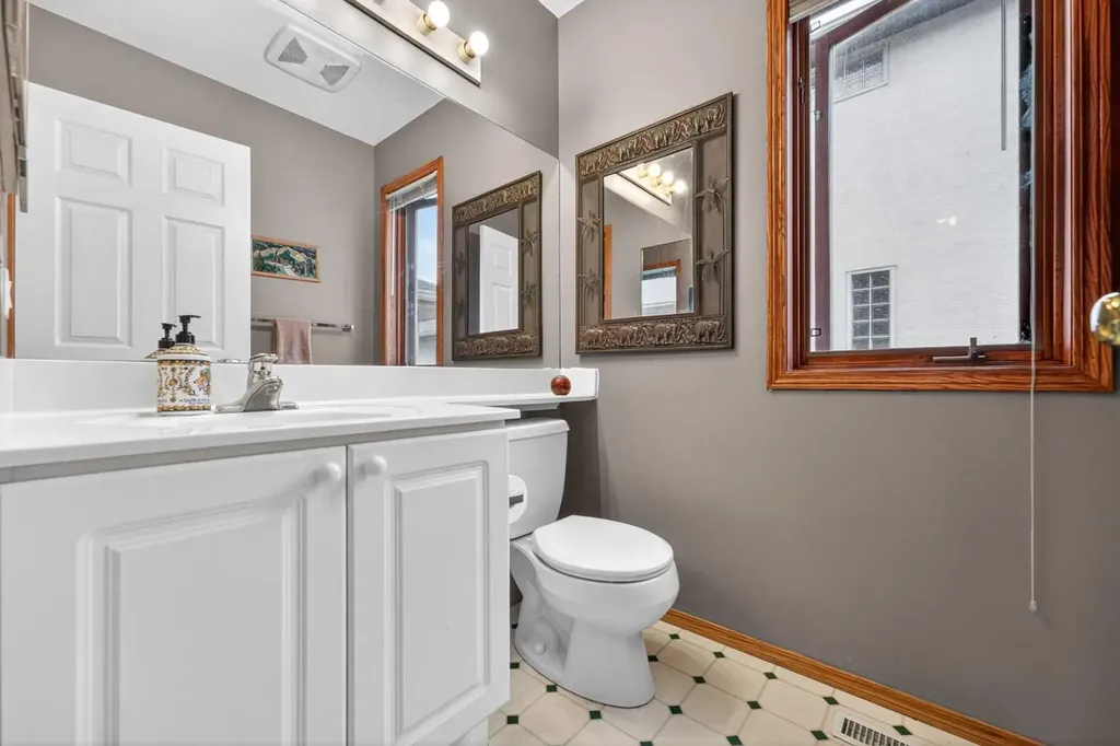 148 Sierra Madre Crescent SW Calgary AB T3H 3G8