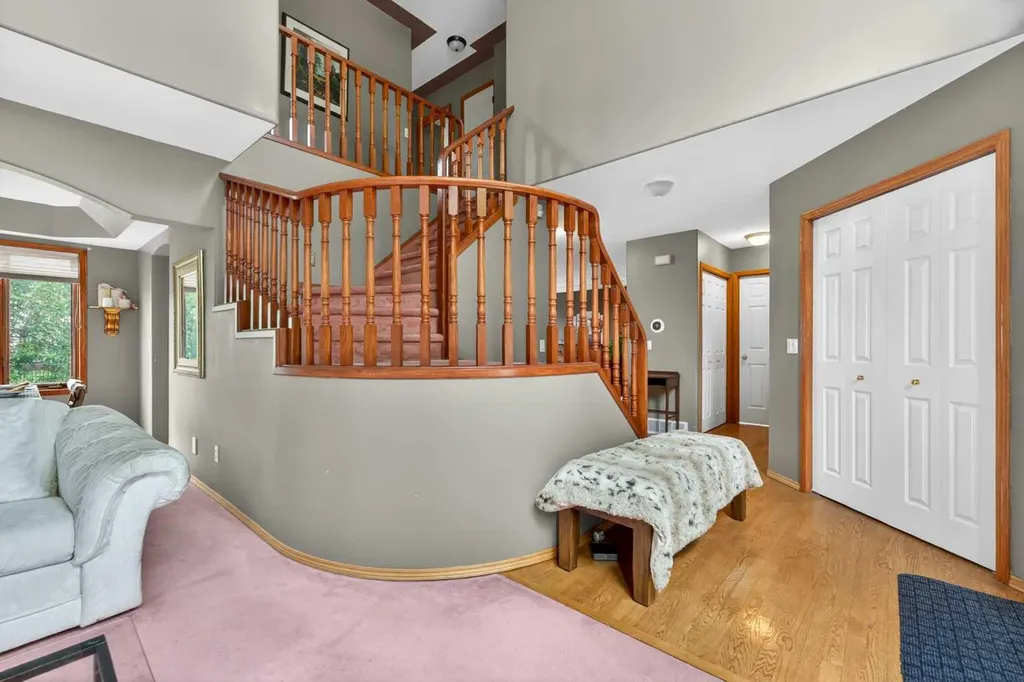 148 Sierra Madre Crescent SW Calgary AB T3H 3G8