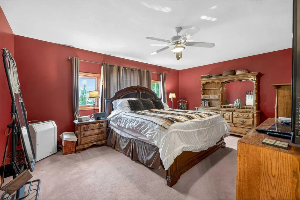 148 Sierra Madre Crescent SW Calgary AB T3H 3G8