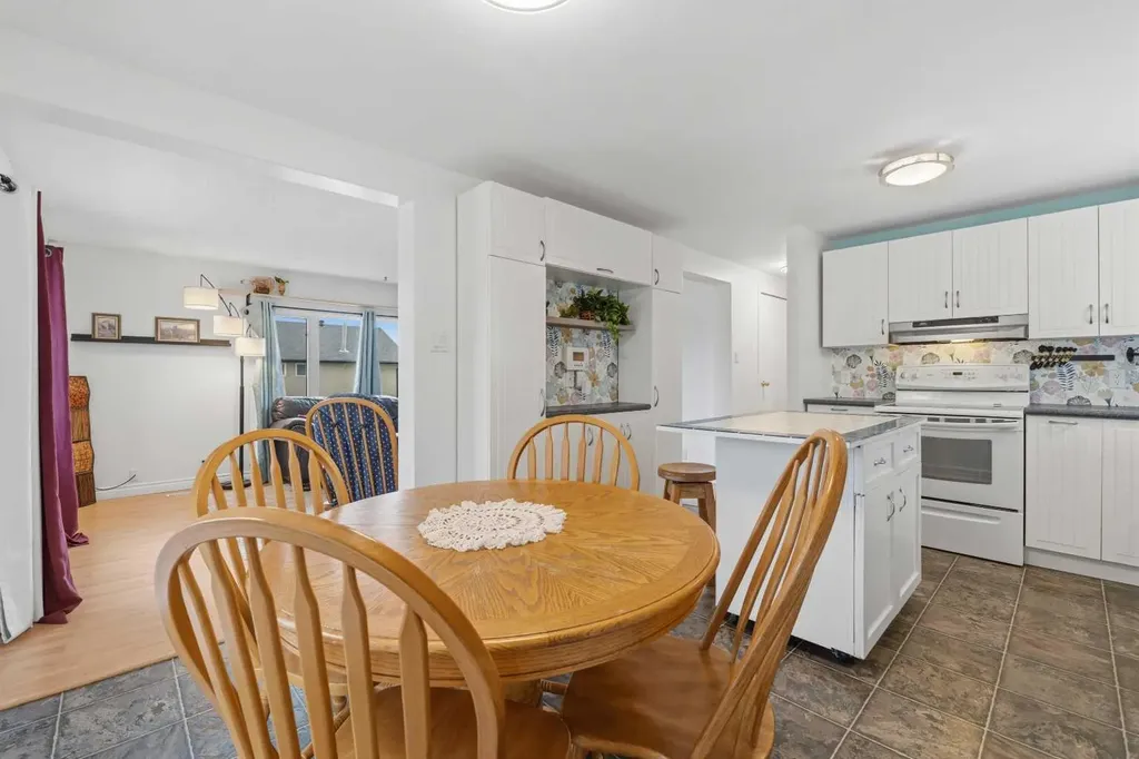 4508 45 Street Mayerthorpe AB T0E 1N0