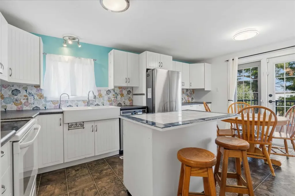 4508 45 Street Mayerthorpe AB T0E 1N0