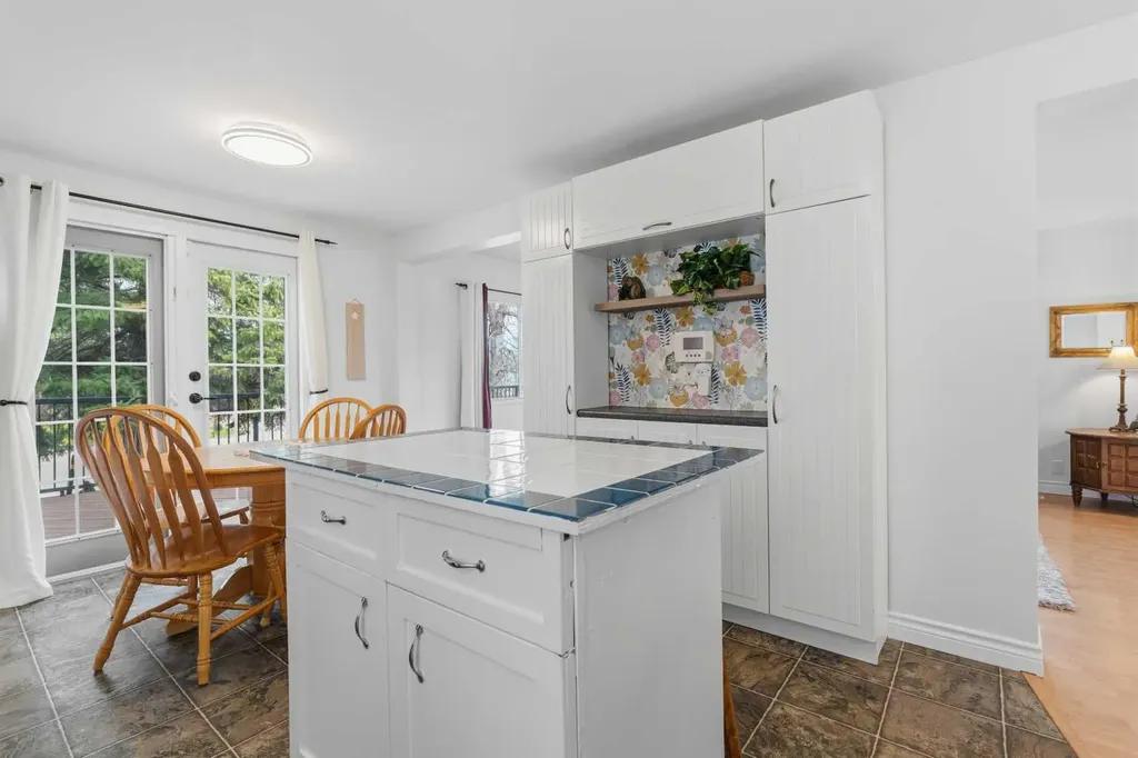 4508 45 Street Mayerthorpe AB T0E 1N0