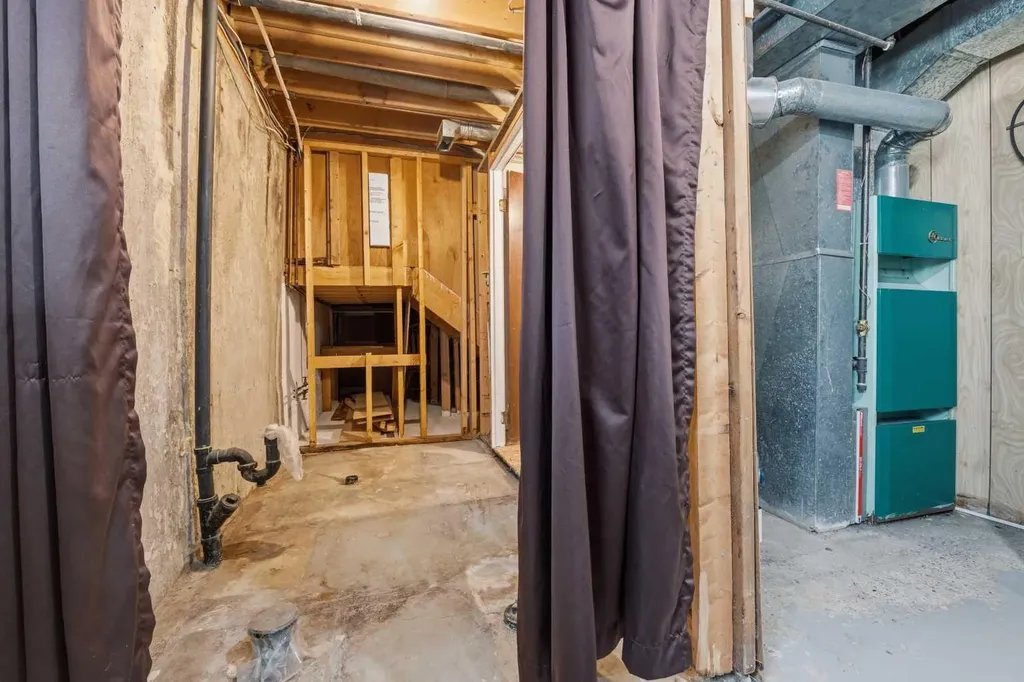 4508 45 Street Mayerthorpe AB T0E 1N0