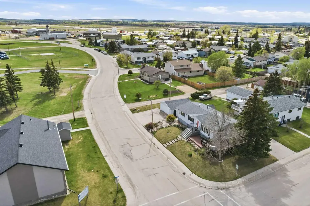 4508 45 Street Mayerthorpe AB T0E 1N0
