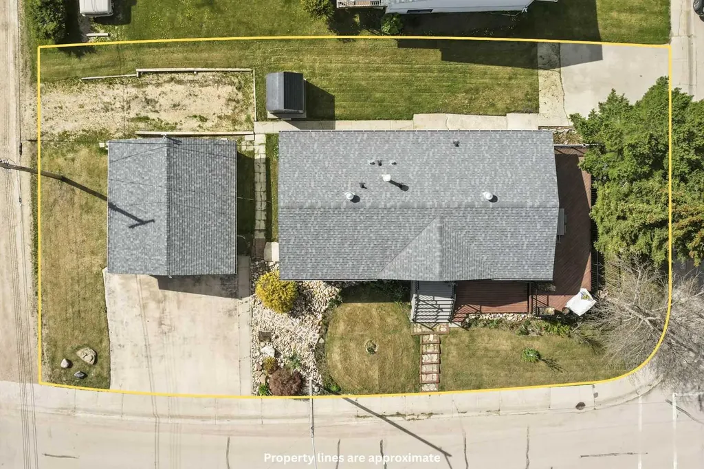 4508 45 Street Mayerthorpe AB T0E 1N0