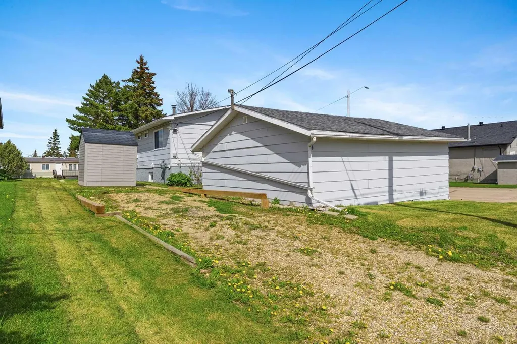 4508 45 Street Mayerthorpe AB T0E 1N0