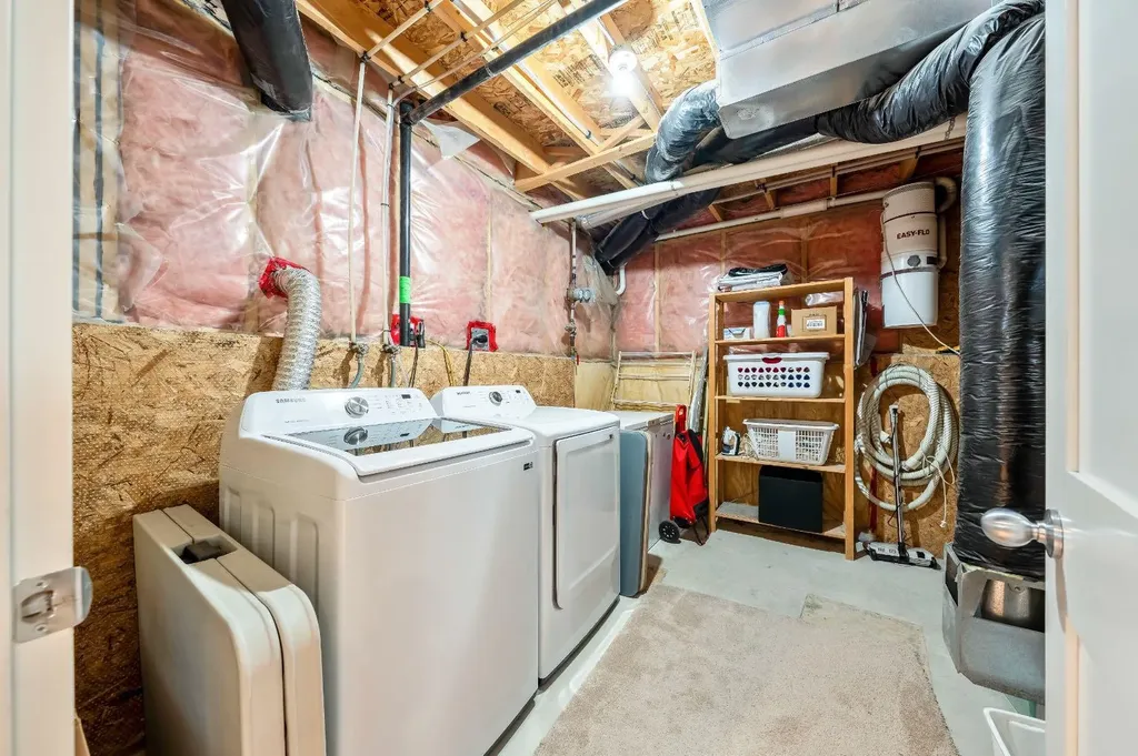 142 Coventry View NE Calgary AB T3K 5H4