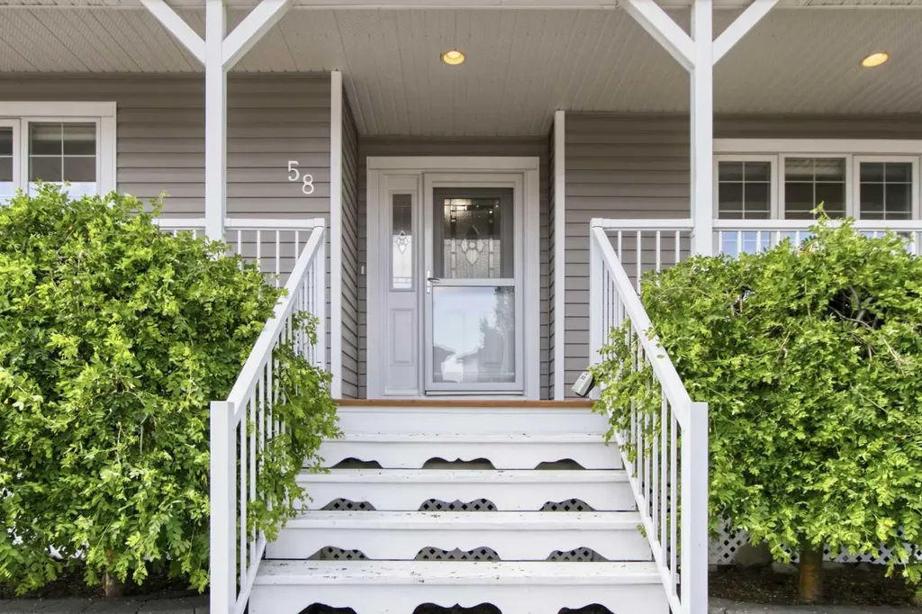 58 Aspen Circle Strathmore AB T1P 1X8