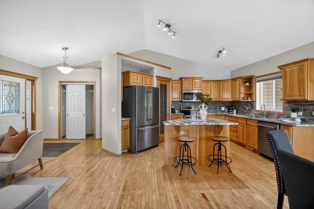 58 Aspen Circle Strathmore AB T1P 1X8