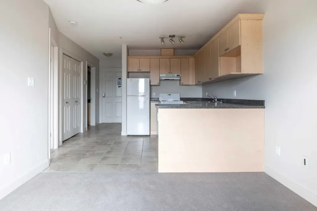 8528 Manning Avenue Fort Mcmurray AB T9H 5G2