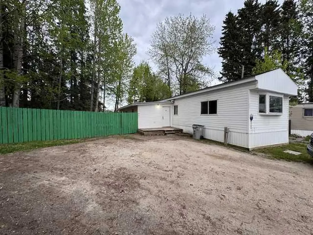 810 56 Street Edson AB T7E 1P2