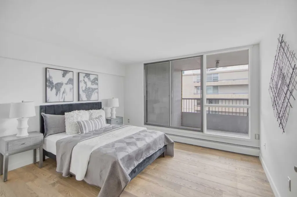 133 - 25 Avenue SW Calgary AB T2S 0K8