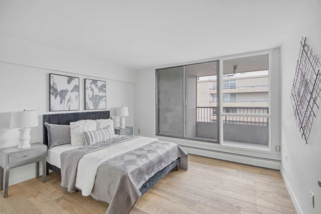 133 25 Avenue SW Calgary AB T2S 0K8