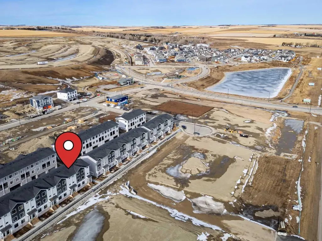 25 Wildwoods Court SW Airdrie AB T4B 5V8