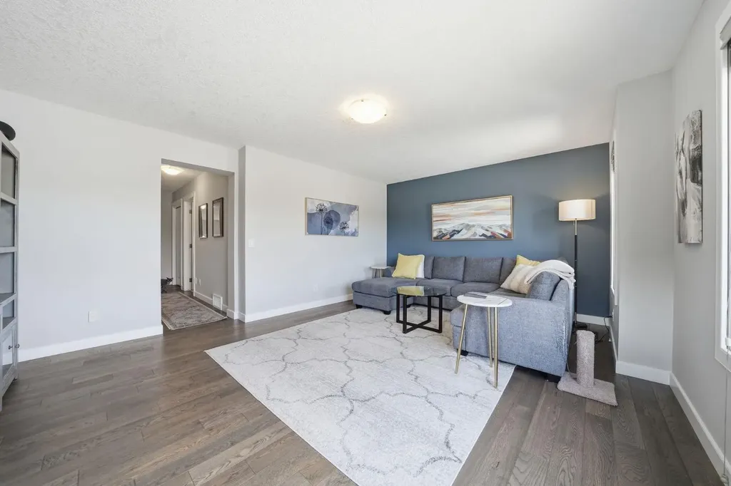 494 Tuscany Ravine Road NW Calgary AB T3L 3B1