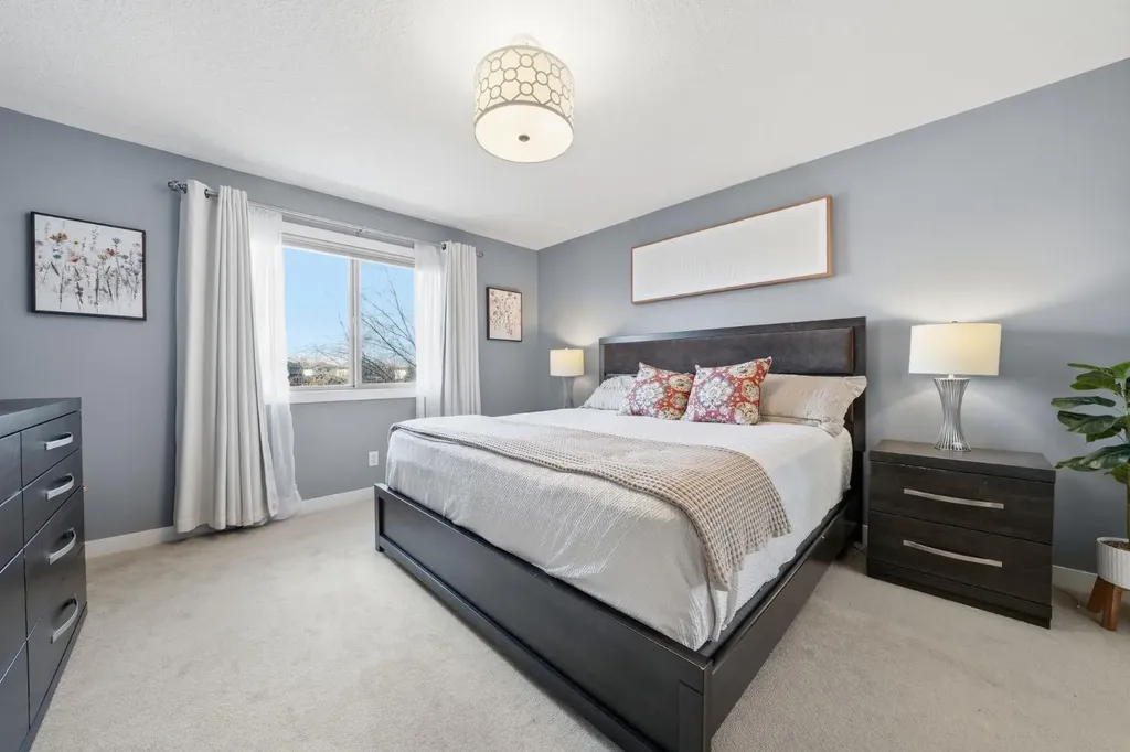 494 Tuscany Ravine Road NW Calgary AB T3L 3B1