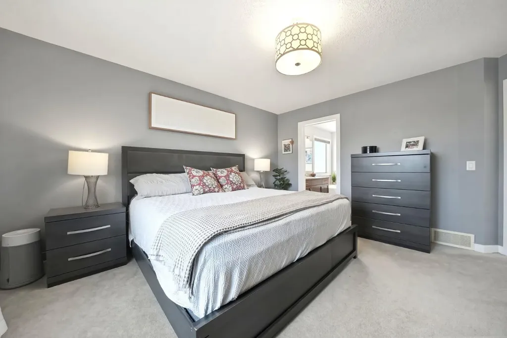494 Tuscany Ravine Road NW Calgary AB T3L 3B1