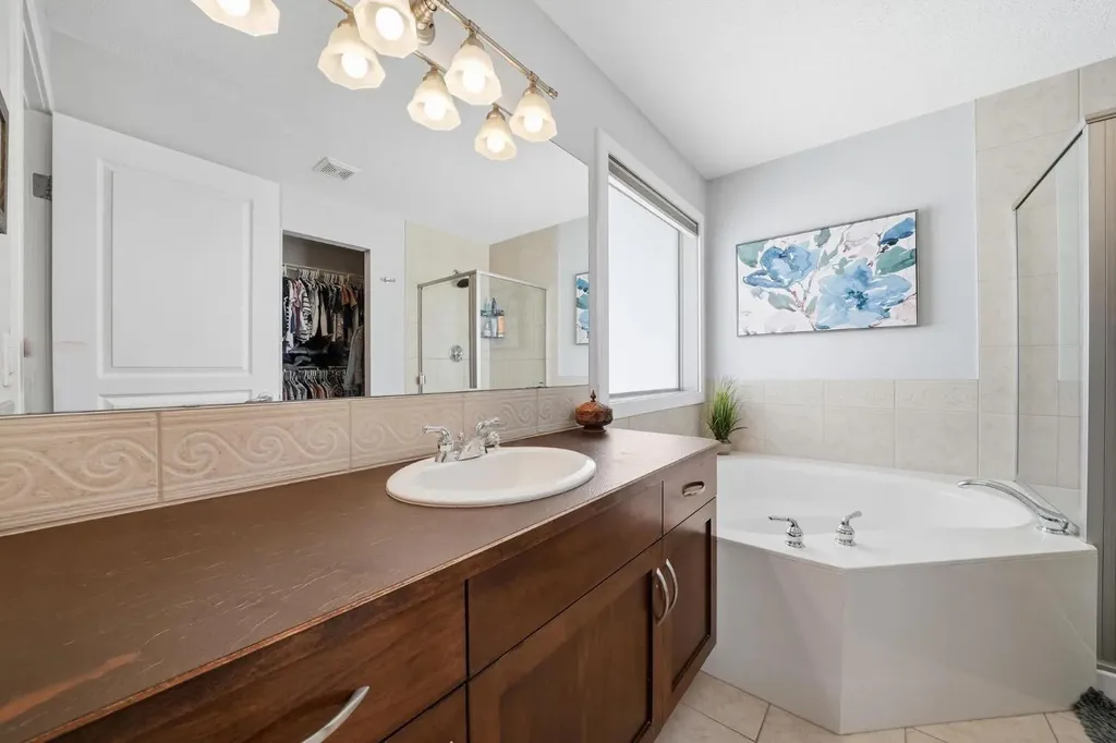 494 Tuscany Ravine Road NW Calgary AB T3L 3B1