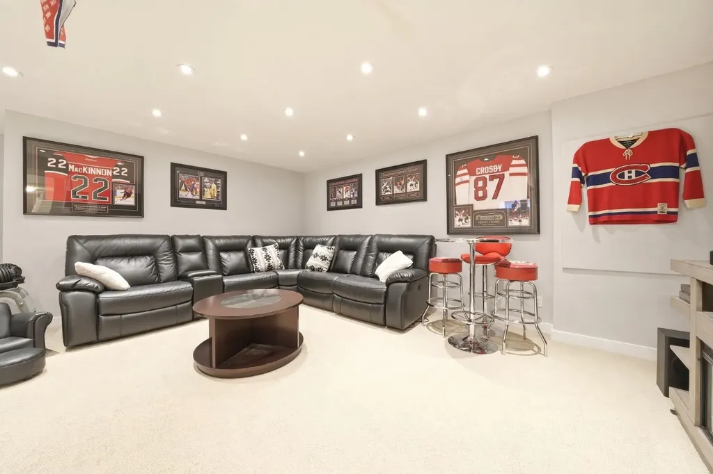 494 Tuscany Ravine Road NW Calgary AB T3L 3B1