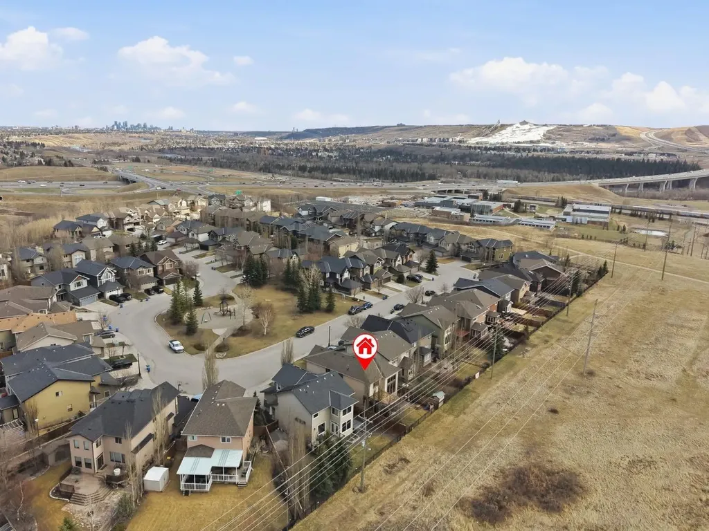 494 Tuscany Ravine Road NW Calgary AB T3L 3B1