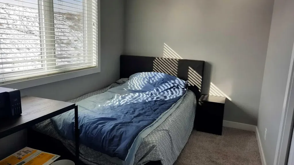 153 10 Avenue Drumheller AB T0J 0Y6
