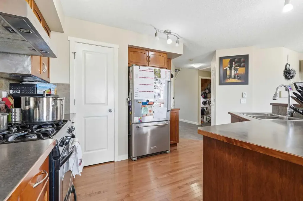 555 Panamount Boulevard Calgary AB T3K 0H2