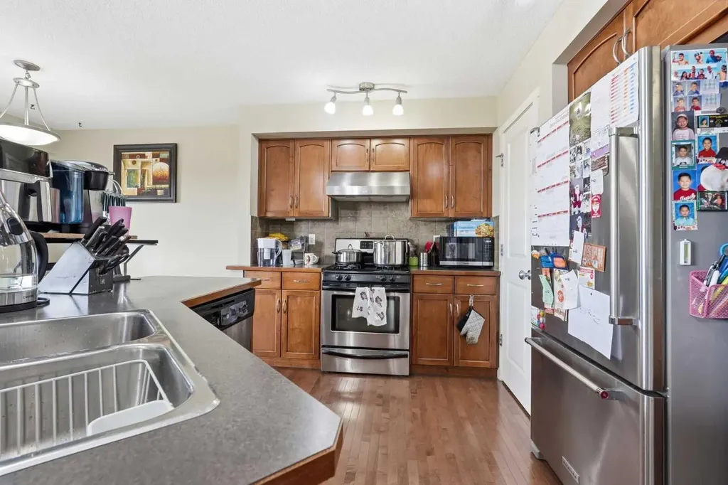 555 Panamount Boulevard Calgary AB T3K 0H2