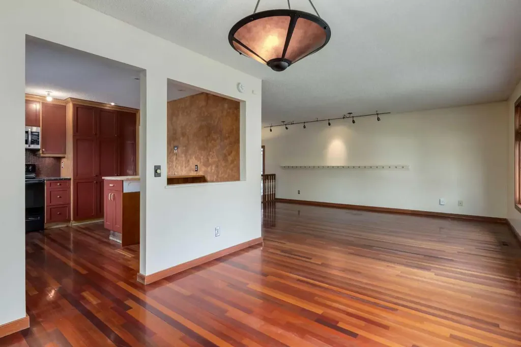 80 Macewan Glen Road NW Calgary AB T3K 2C6