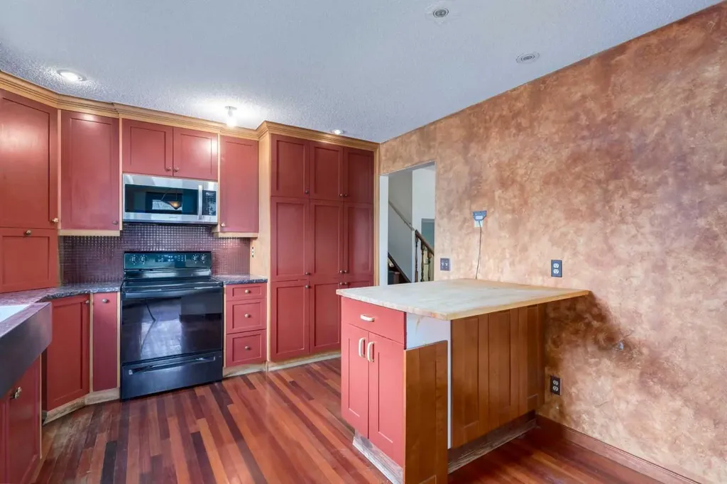 80 Macewan Glen Road NW Calgary AB T3K 2C6