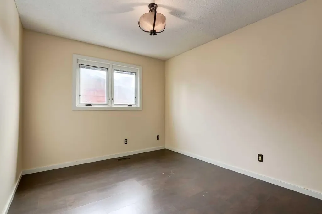 80 Macewan Glen Road NW Calgary AB T3K 2C6