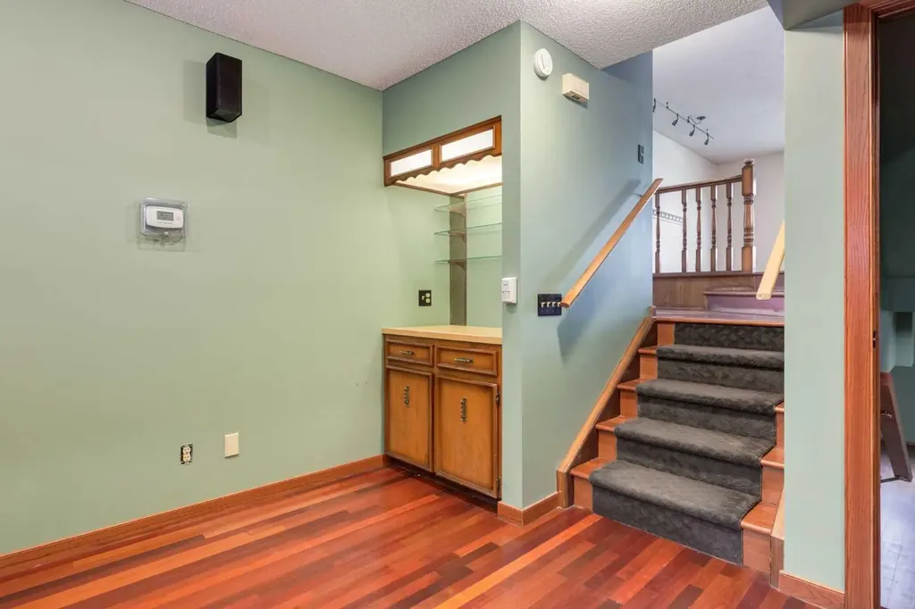 80 Macewan Glen Road NW Calgary AB T3K 2C6