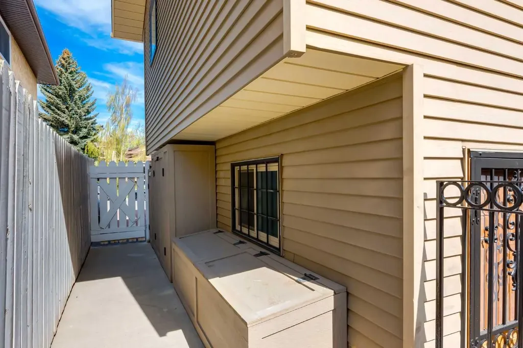 80 Macewan Glen Road NW Calgary AB T3K 2C6