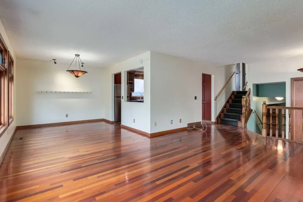 80 Macewan Glen Road NW Calgary AB T3K 2C6